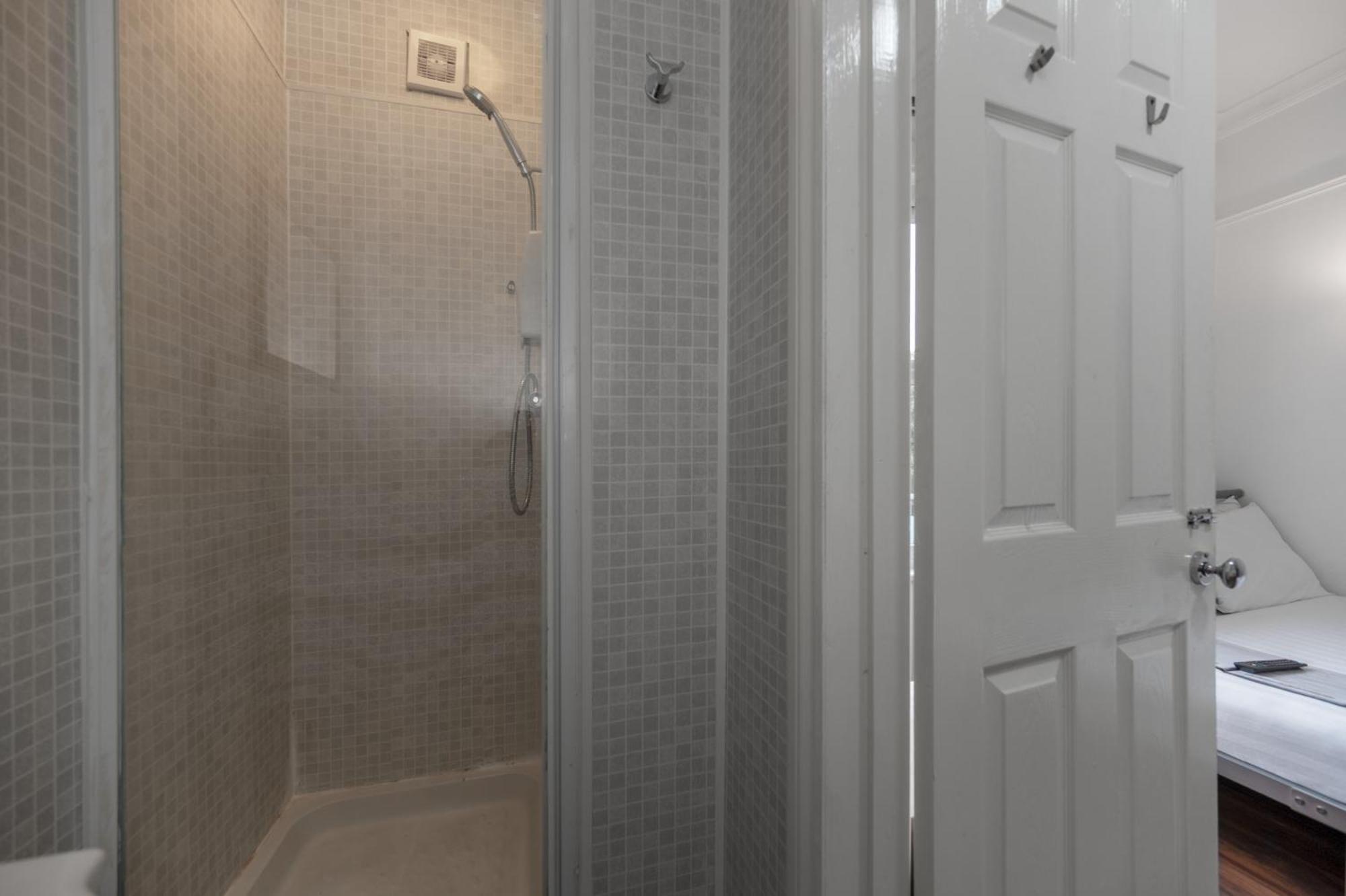 Flexistay Norbury Aparthotel 伦敦 外观 照片