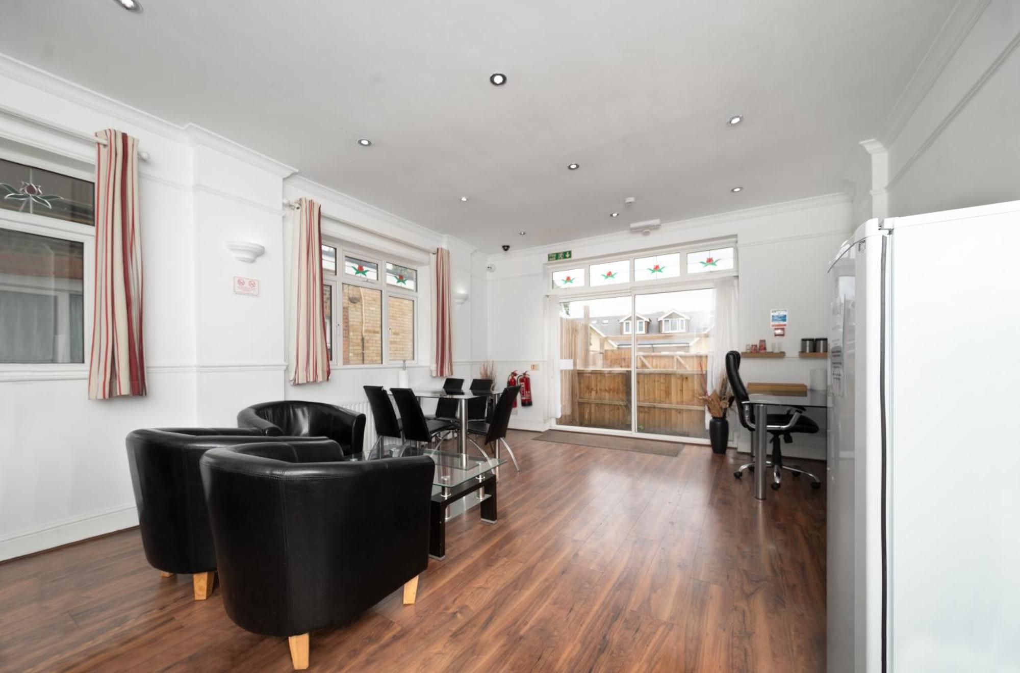 Flexistay Norbury Aparthotel 伦敦 外观 照片