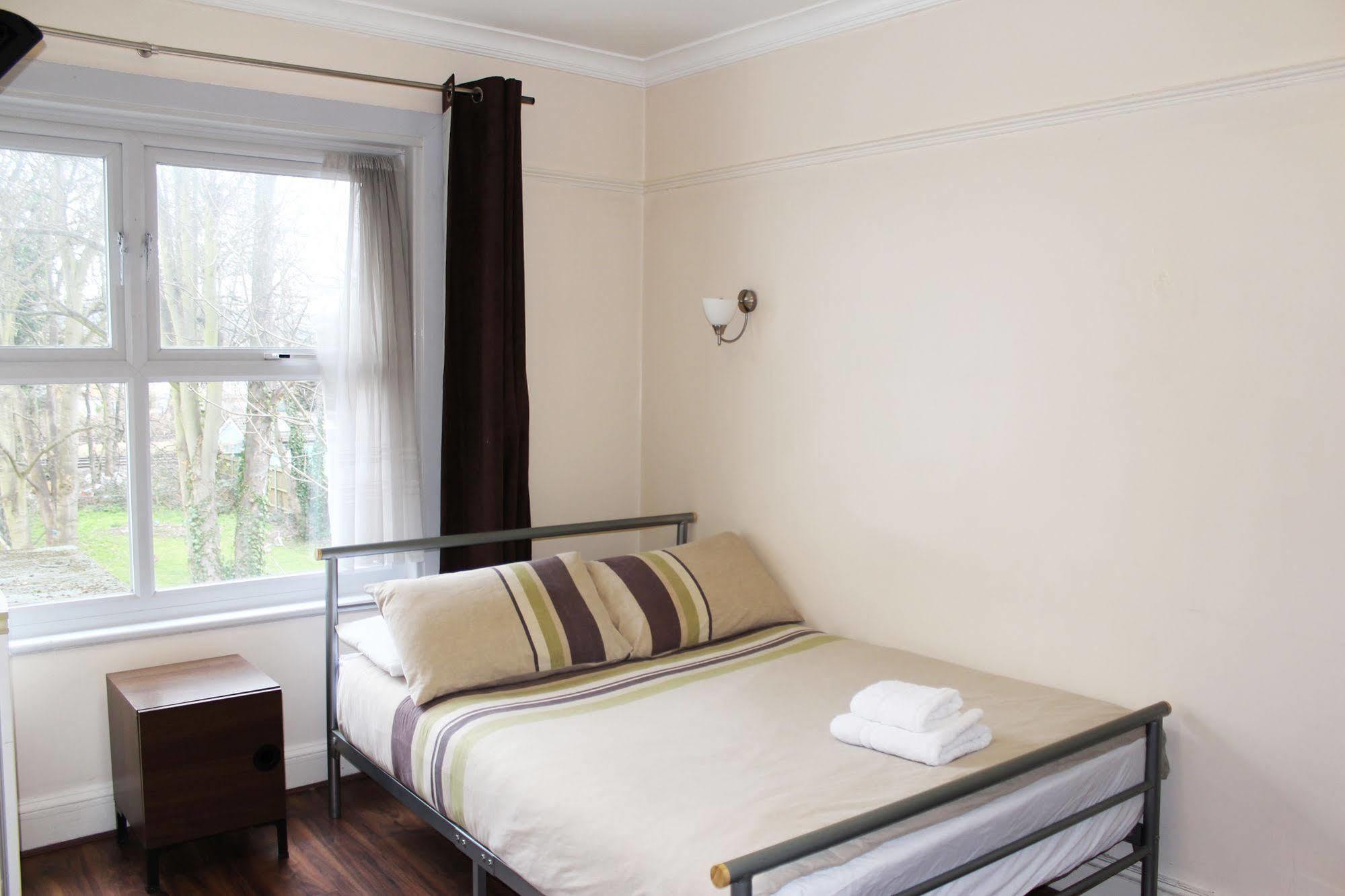 Flexistay Norbury Aparthotel 伦敦 外观 照片